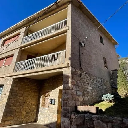 La Cara Nord , Alojamiento Turistico ,Saldes, A Los Pies Del Pedraforca, Apartamento Extérieur photo